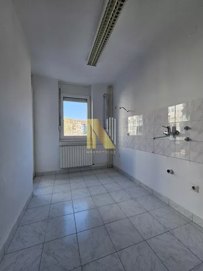 Novo Naselje | 4zida.rs