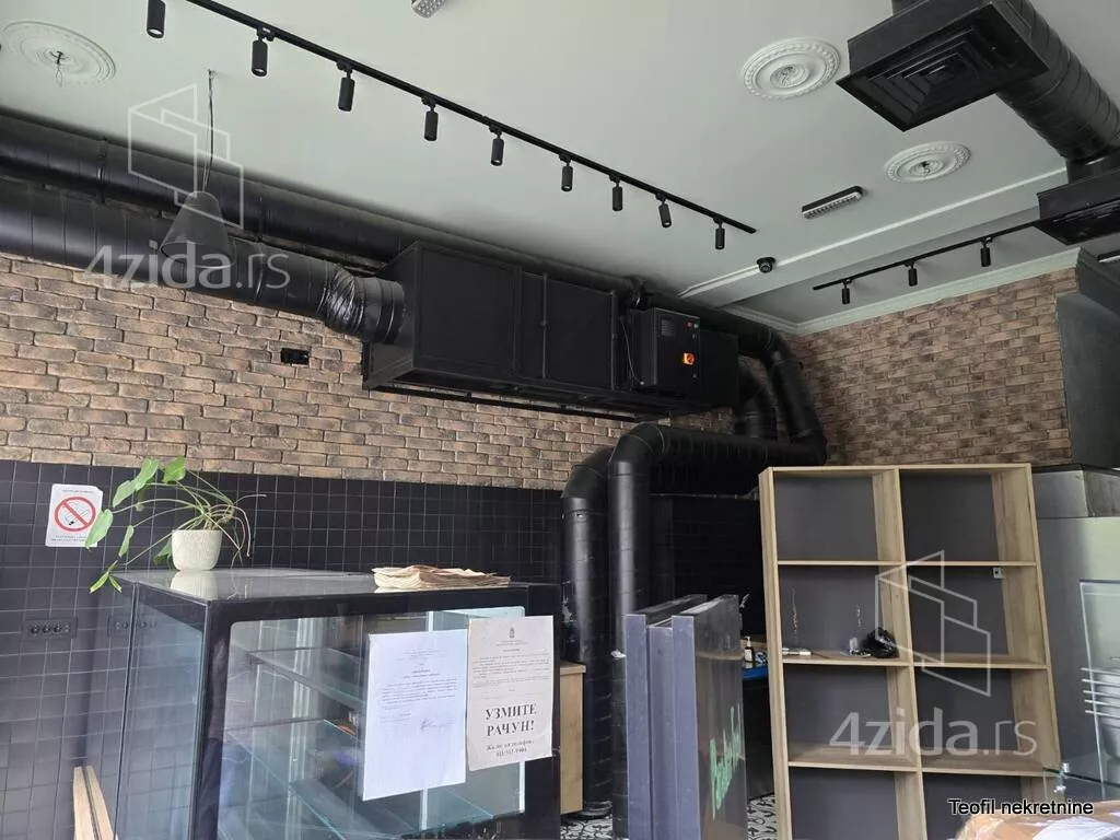 Lokal | 4zida