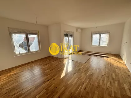 Bulevar Jna | 4zida.rs