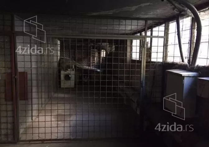 Garaža | 4zida