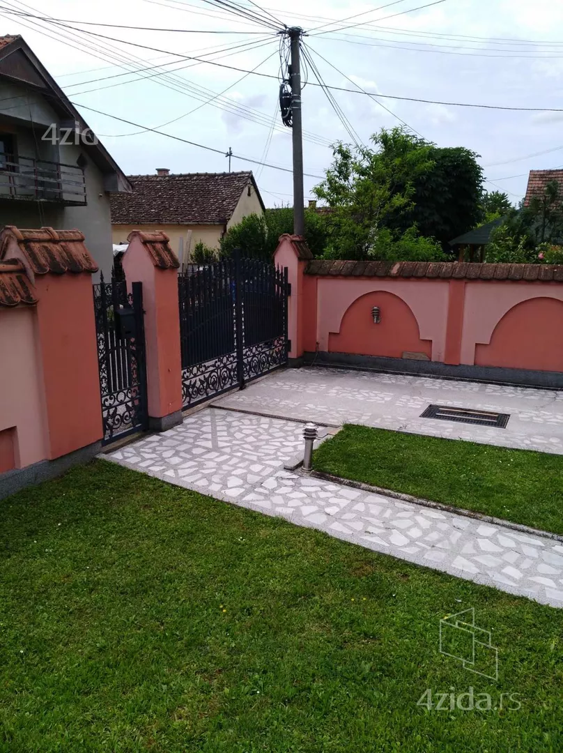 3-etažna kuća | 4zida