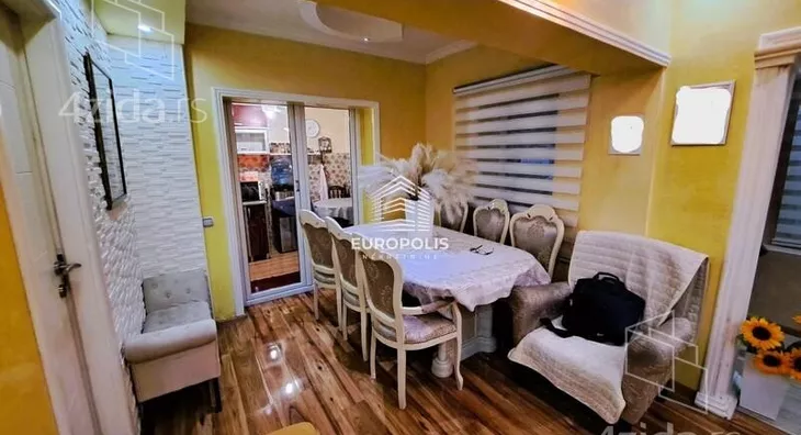 3-etažna kuća | 4zida