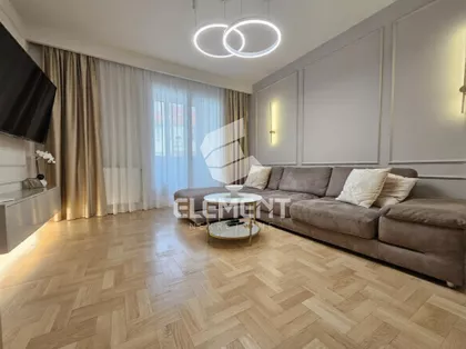 Lasla Gala | 4zida.rs