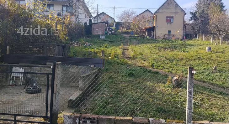 Građevinsko zemljište | 4zida