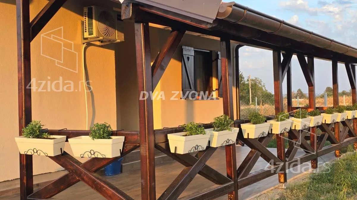Kuća | 4zida