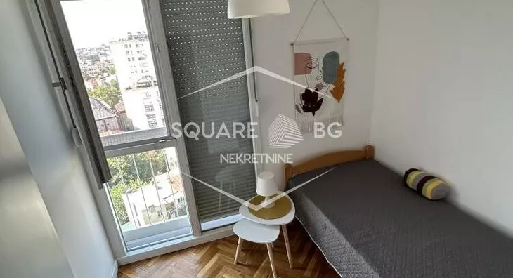 Četvoroiposoban stan | 4zida