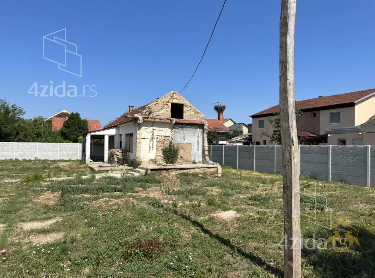 Plac | 4zida
