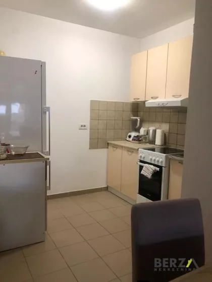 Bulevar Patrijarha Pavla (Somborski Bulevar) | 4zida.rs