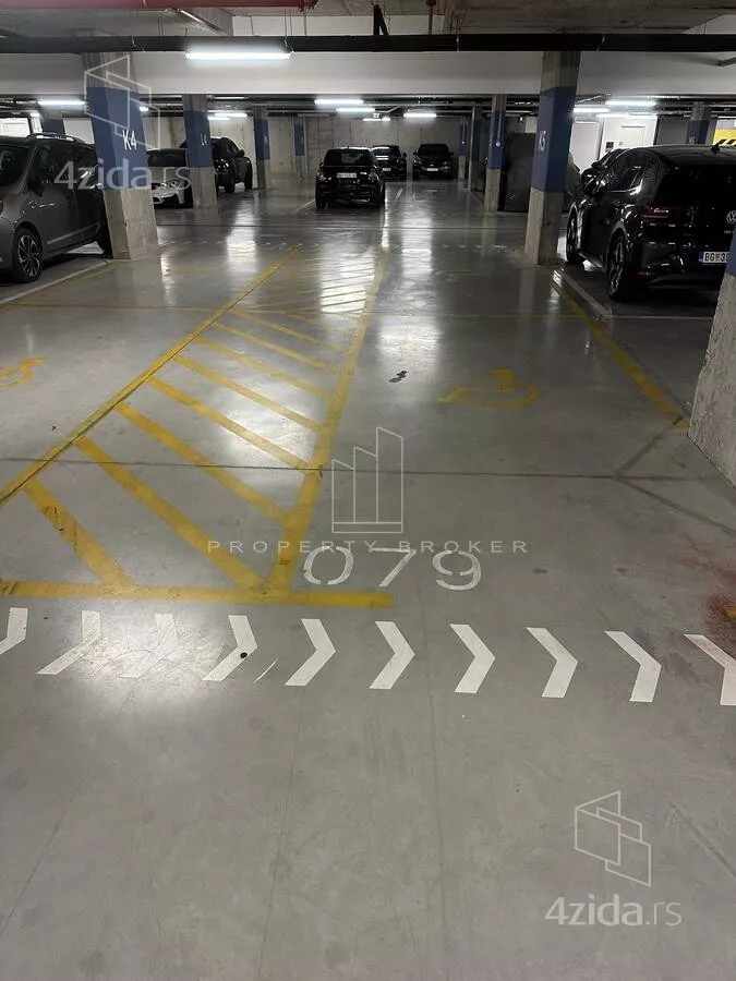 Garaža | 4zida