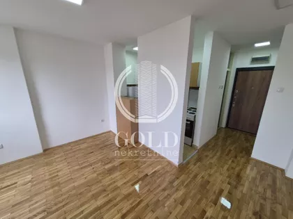 Momčila Tapavice | 4zida.rs