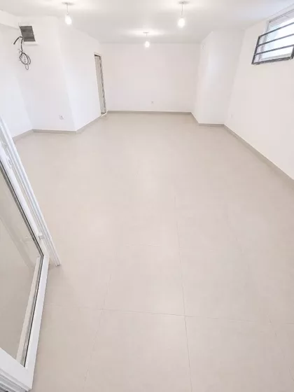 Mokroluška | 4zida.rs