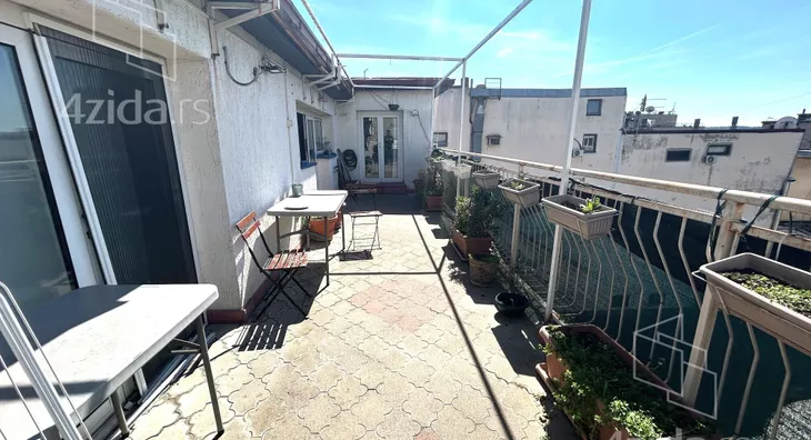 Osmosoban stan | 4zida