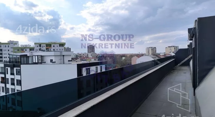 Petosoban stan | 4zida