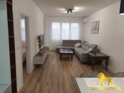 VRŠAČKA | 4zida.rs