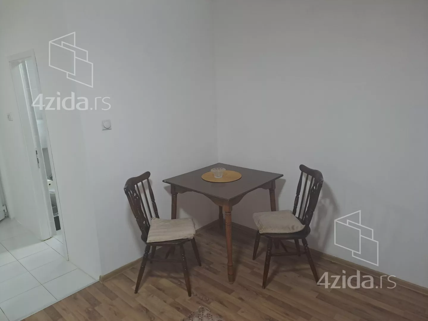 Garsonjera | 4zida