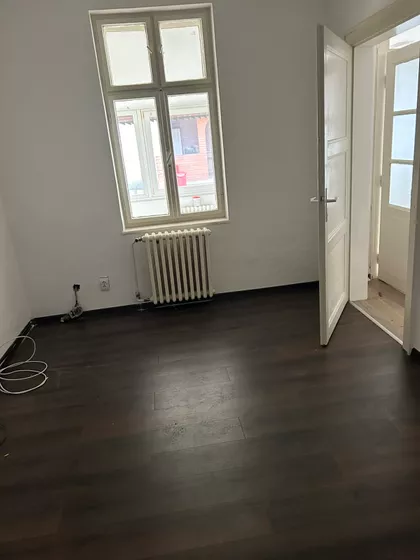 Prvomajska | 4zida.rs