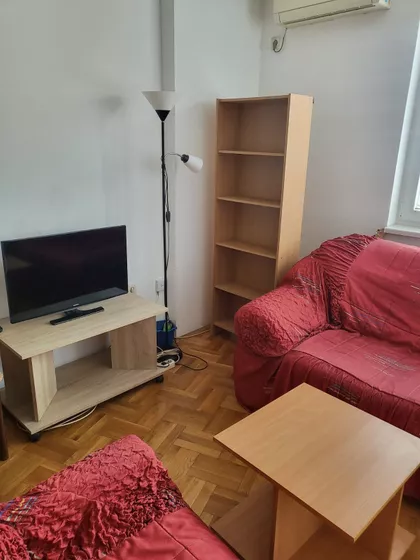 Njegoševa / | 4zida.rs