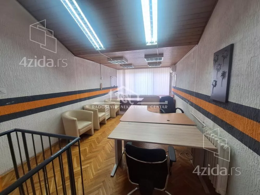Lokal | 4zida