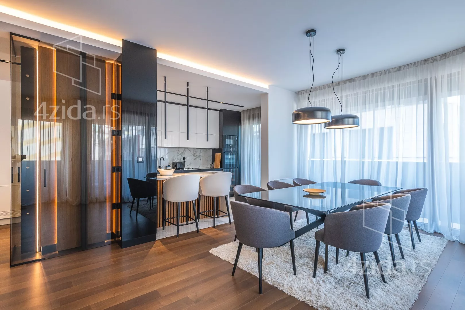 Četvorosoban stan | 4zida