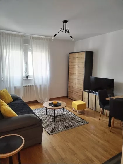 Bože Jankovića | 4zida.rs