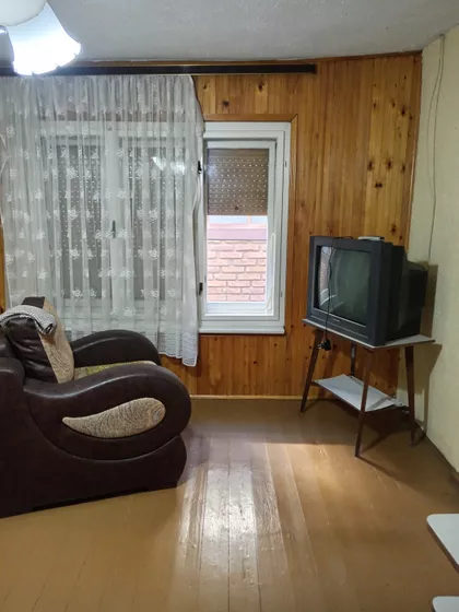 Mala Amerika | 4zida.rs