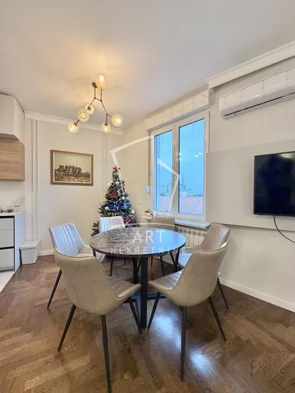 Vase Pelagića | 4zida.rs