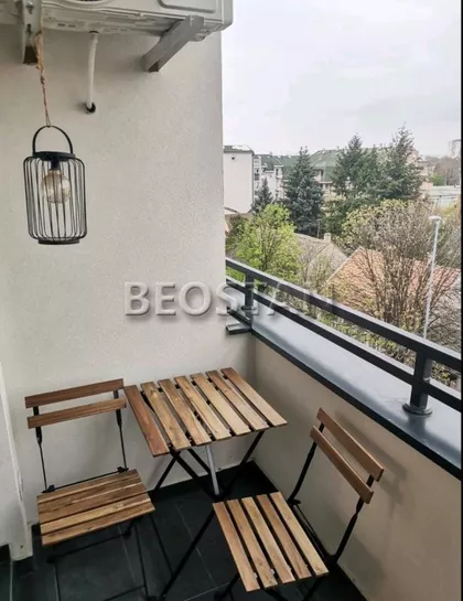 Cara Dusana | 4zida.rs