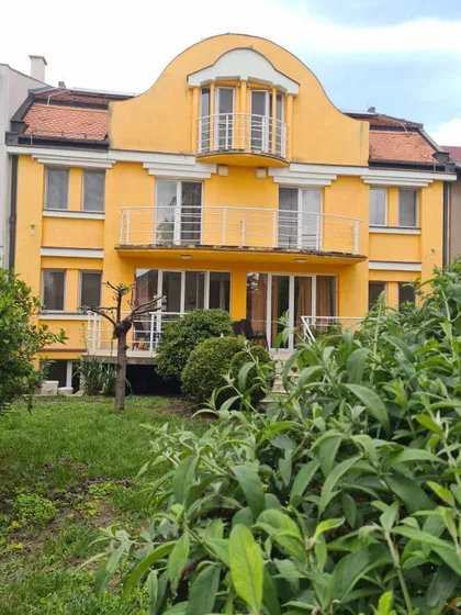 Berbersko | 4zida.rs