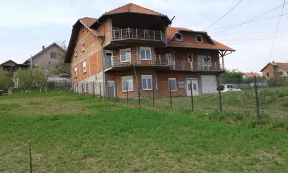 Cara Dušana | 4zida.rs