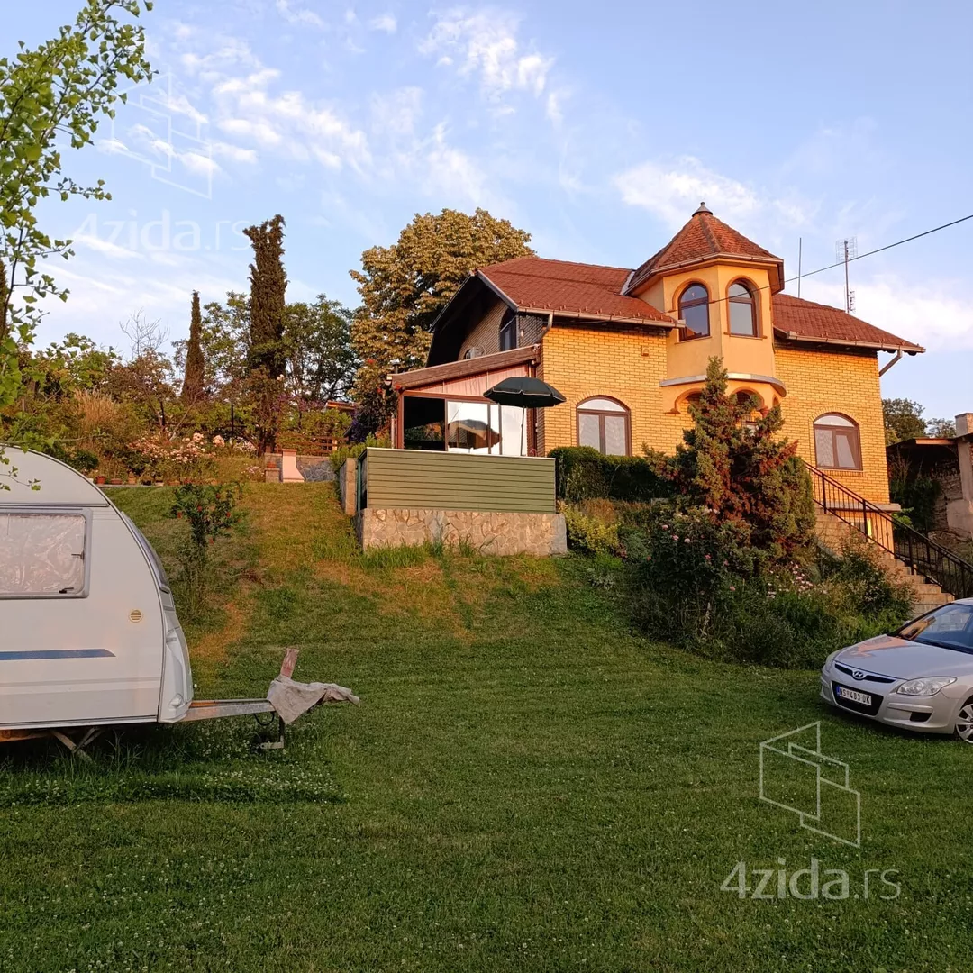 2-etažna kuća | 4zida