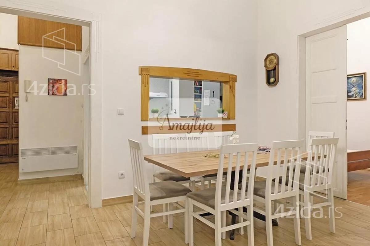 Petosoban stan | 4zida