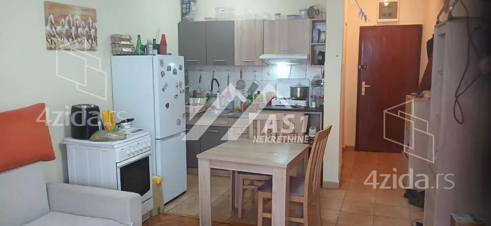 Garsonjera | 4zida