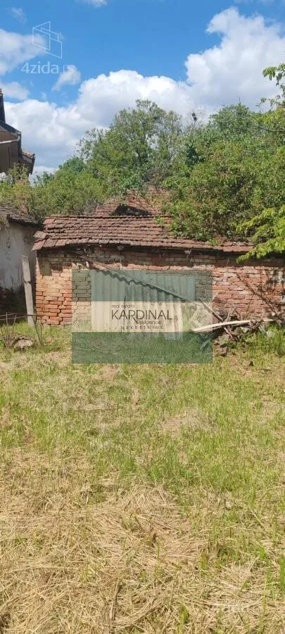 Plac | 4zida