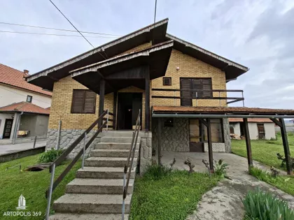 Lazarevac (mesto) | 4zida.rs