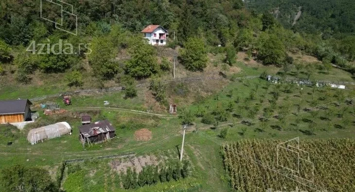 Plac | 4zida