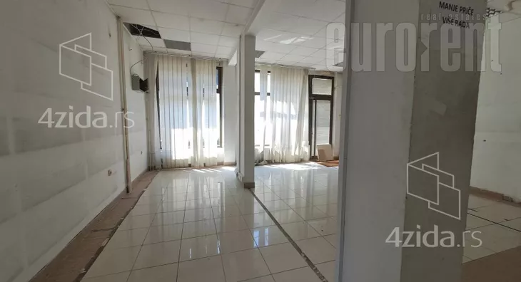Poslovni prostor | 4zida