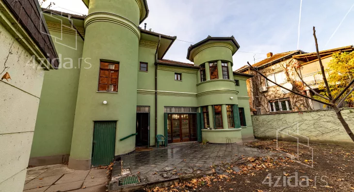 3-etažna kuća | 4zida