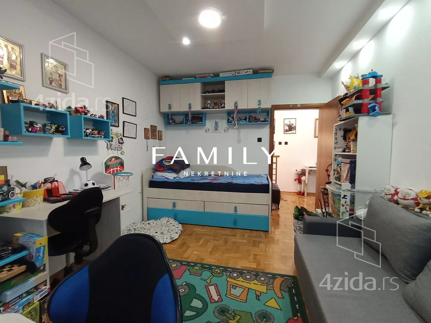 Trosoban stan | 4zida