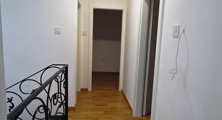 Kancelarija | 4zida