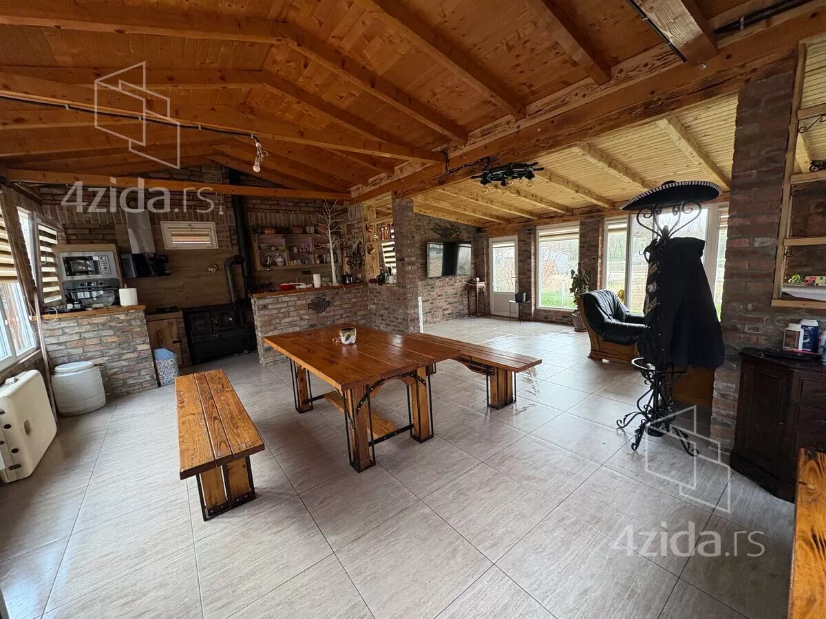 3-etažna kuća | 4zida