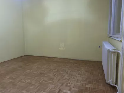 Marine Veličković | 4zida.rs