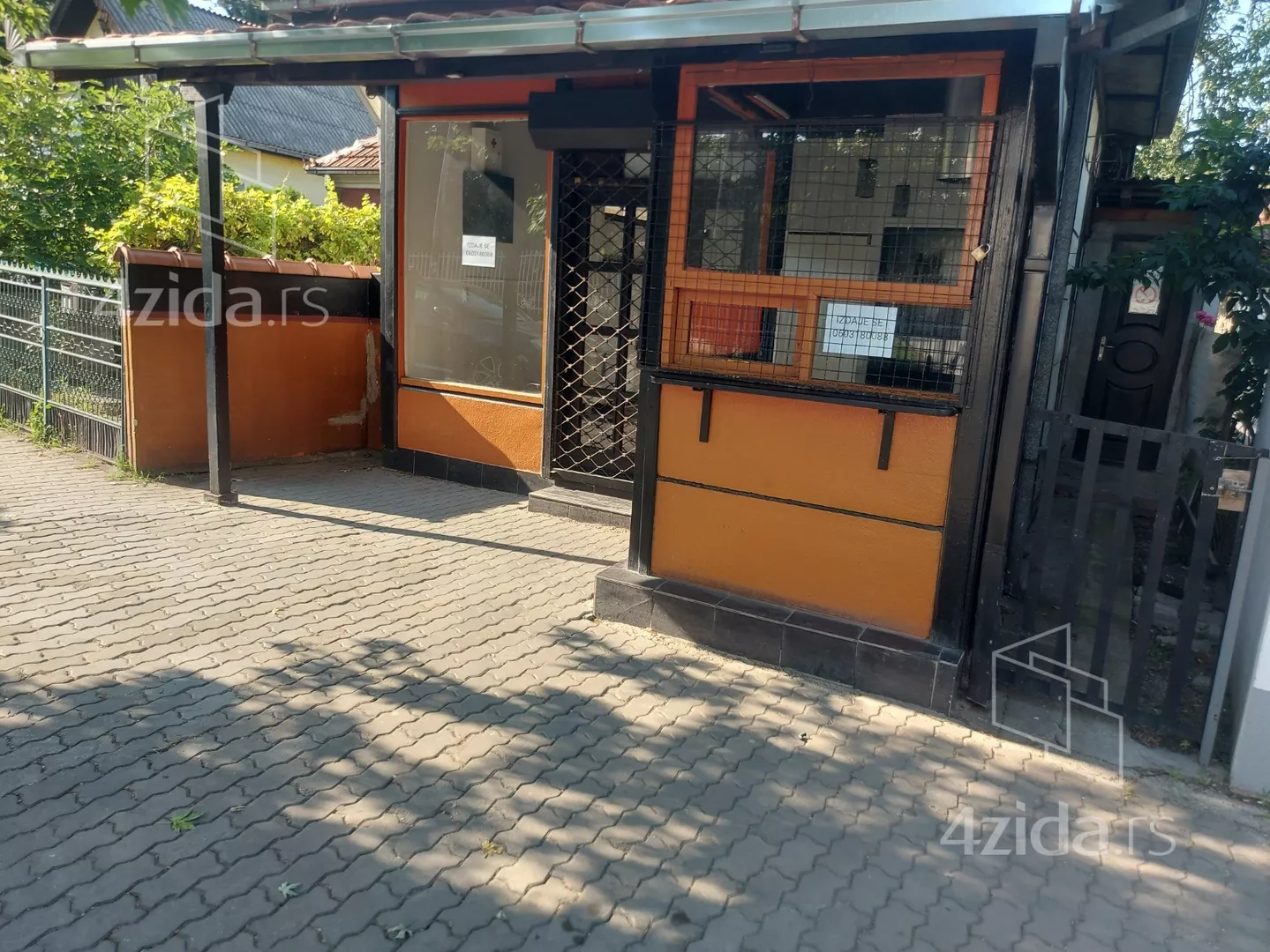 Lokal | 4zida