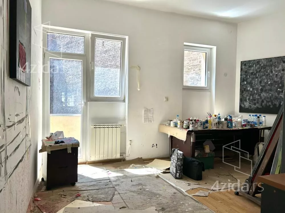 Četvoroiposoban stan | 4zida