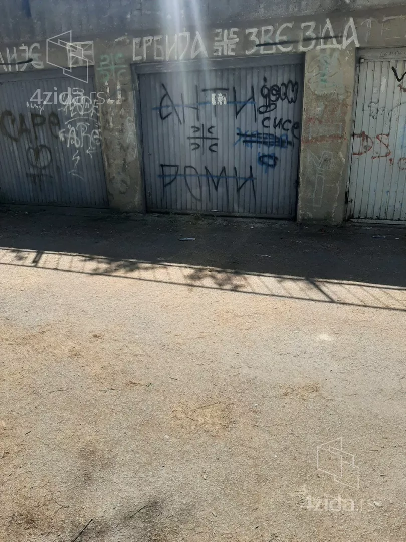 Garaža | 4zida