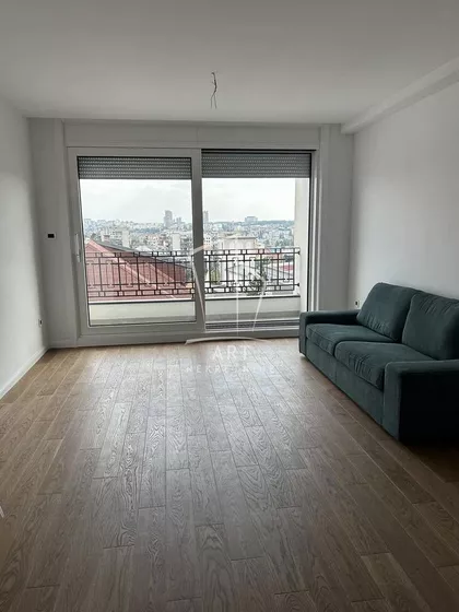 Nikolaja Hartviga | 4zida.rs