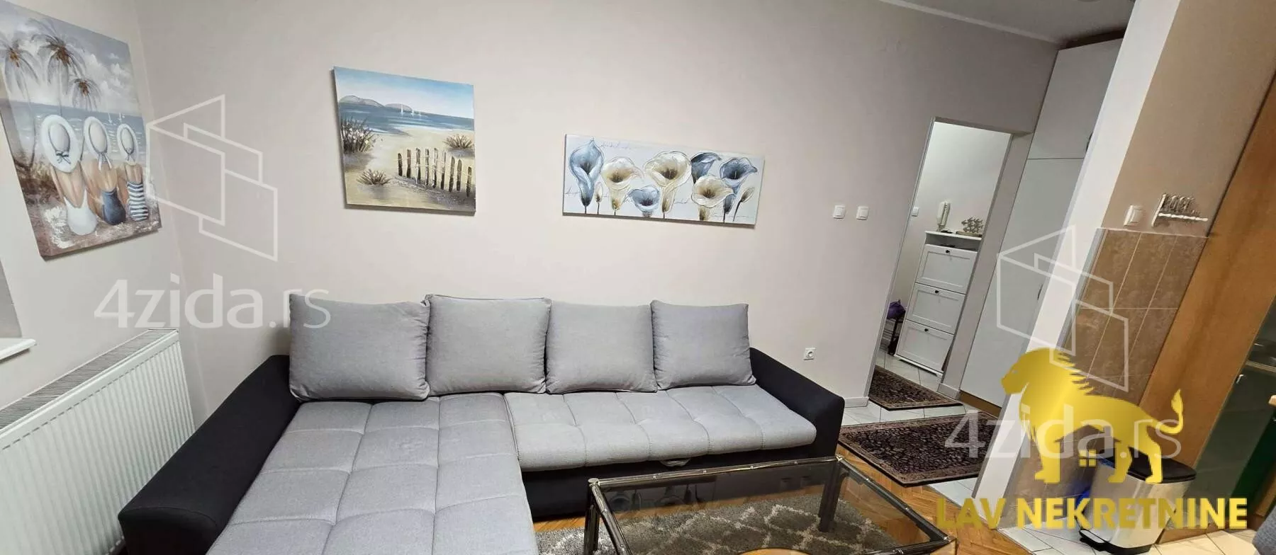 Jednoiposoban stan | 4zida