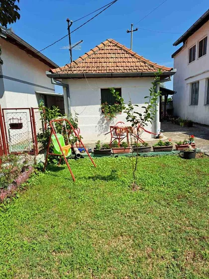 Gradske lokacije | 4zida.rs