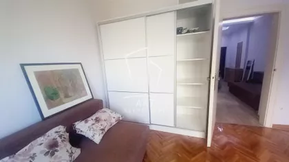 Hadži Ruvimova | 4zida.rs