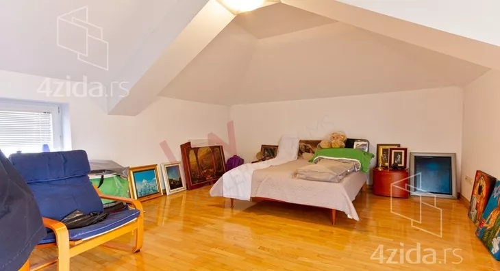 4-etažna kuća | 4zida