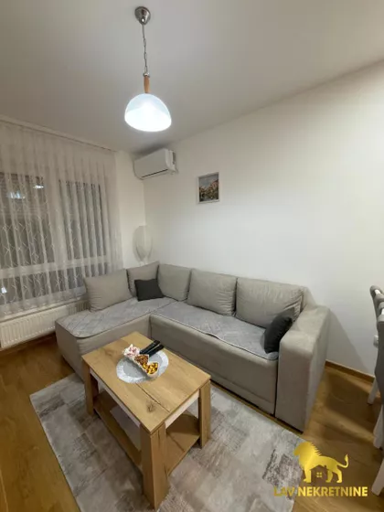 ARANJ JANOŠA | 4zida.rs